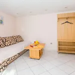 Appartement Tonko *