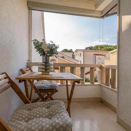 Apartament Tonko *
